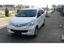 2012 Daihatsu Xenia 989 D MPV