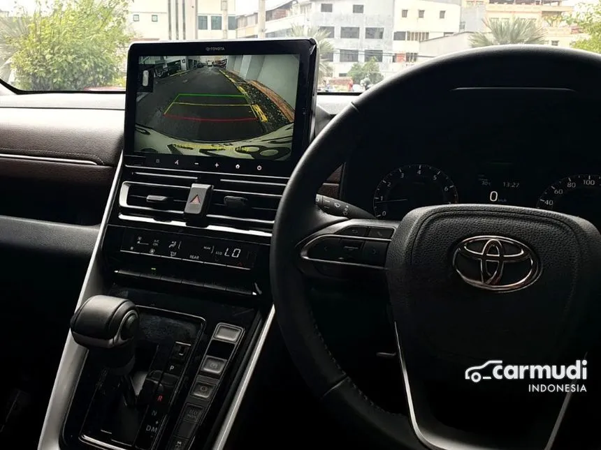 2024 Toyota Kijang Innova Zenix V (Premium Color) MPV