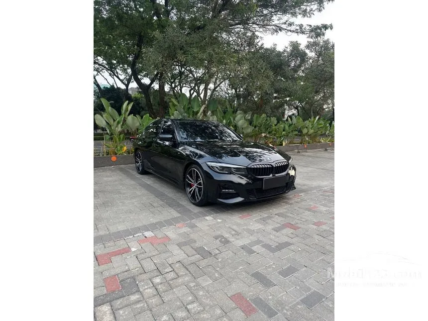 2022 BMW 330i M Sport Sedan
