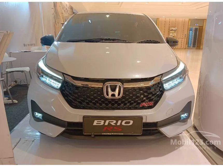 Jual Mobil Honda Brio 2024 RS 1.2 di DKI Jakarta Automatic Hatchback Putih Rp 157.900.000