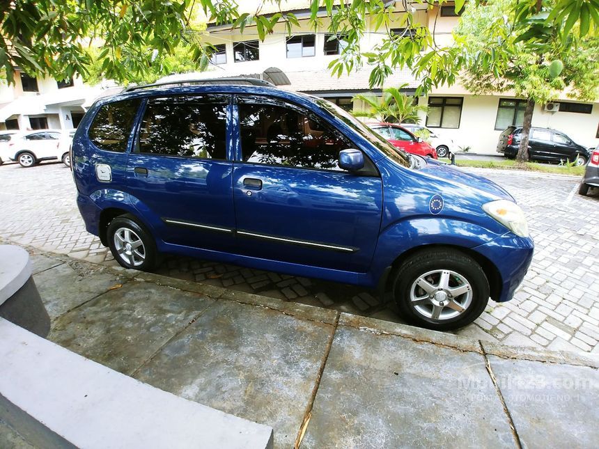 Jual Mobil Daihatsu Xenia 2004  Xi 1 3 di Jawa Timur Manual 