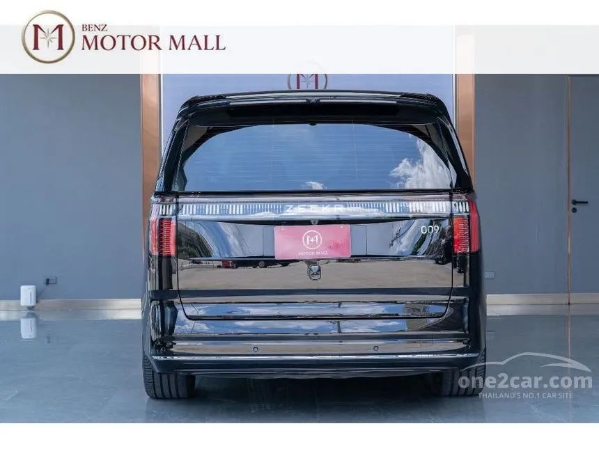 2025 ZEEKR 009 Flagship Van
