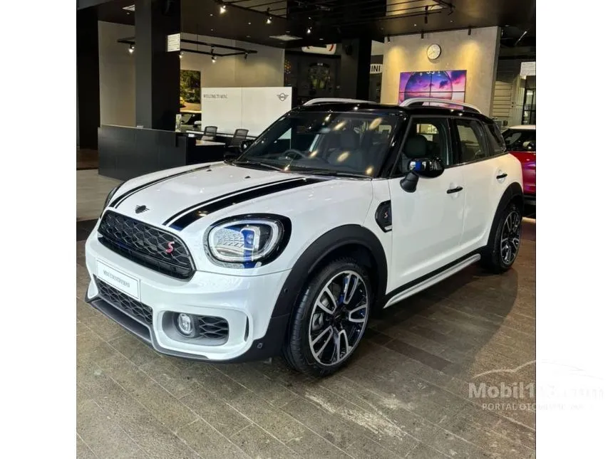 Jual Mobil MINI Countryman 2025 S ALL4 Favoured Trim 2.0 di Kalimantan Selatan Automatic SUV Putih Rp 1.035.000.000