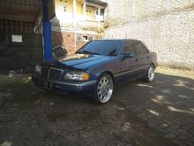 1995 Mercedes-Benz C180 1.8 Sedan
