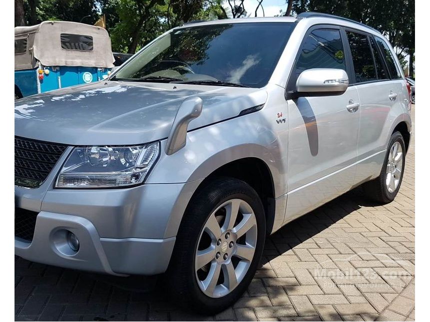 Jual Mobil  Suzuki  Grand  Vitara  2010 2 4 2 4 di DKI  Jakarta  