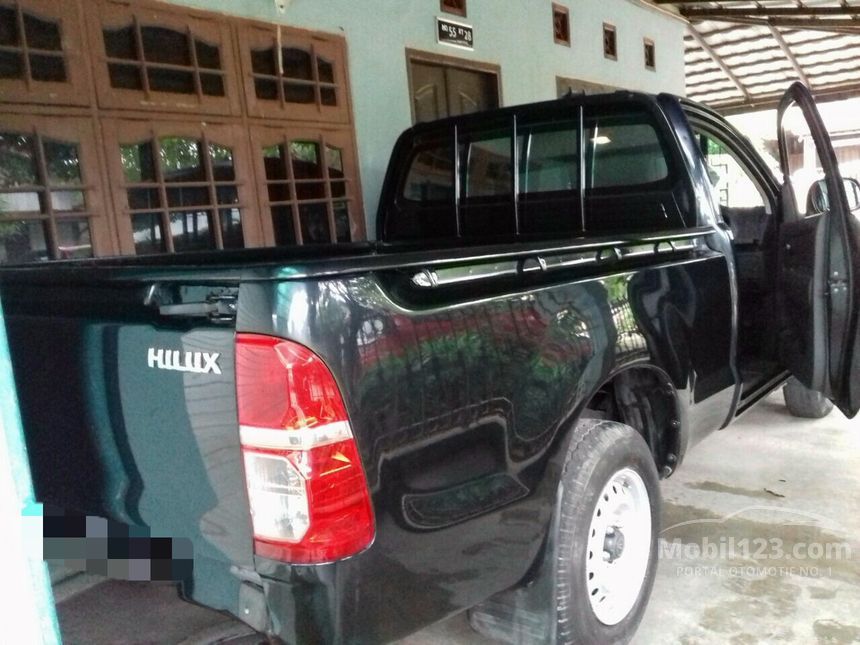 2012 Toyota Hilux S Pick-up