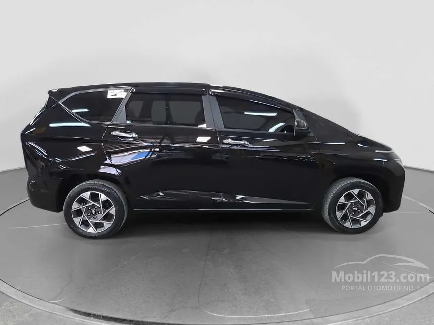 2022 Hyundai Stargazer Prime MPV