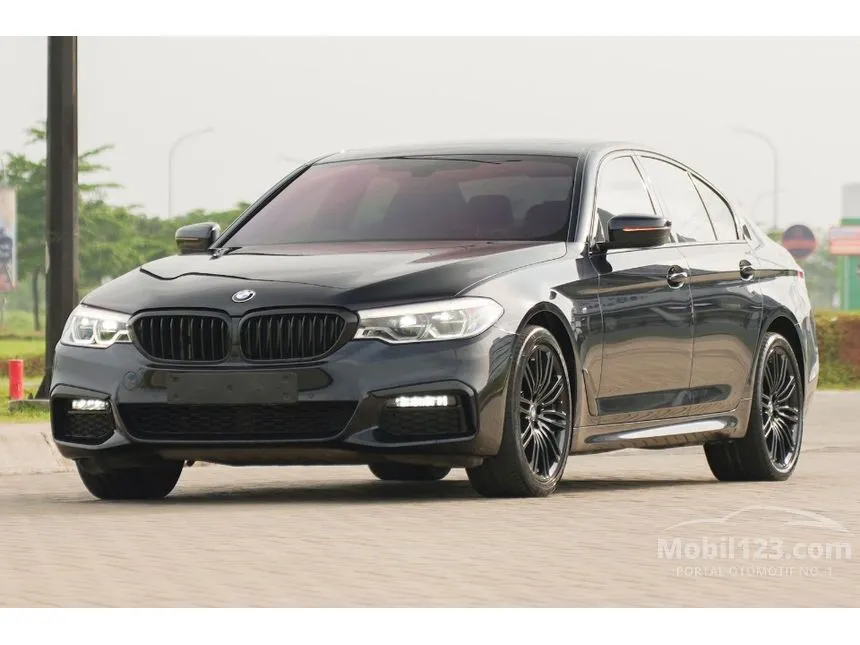 2020 BMW 520i M Sport 75th Edition Sedan