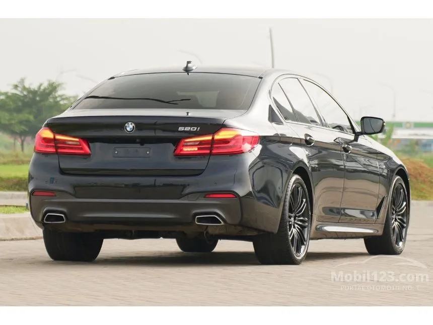 2020 BMW 520i M Sport 75th Edition Sedan