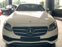Mercedes-Benz E300 2.0 Avantgarde SportStyle Sedan