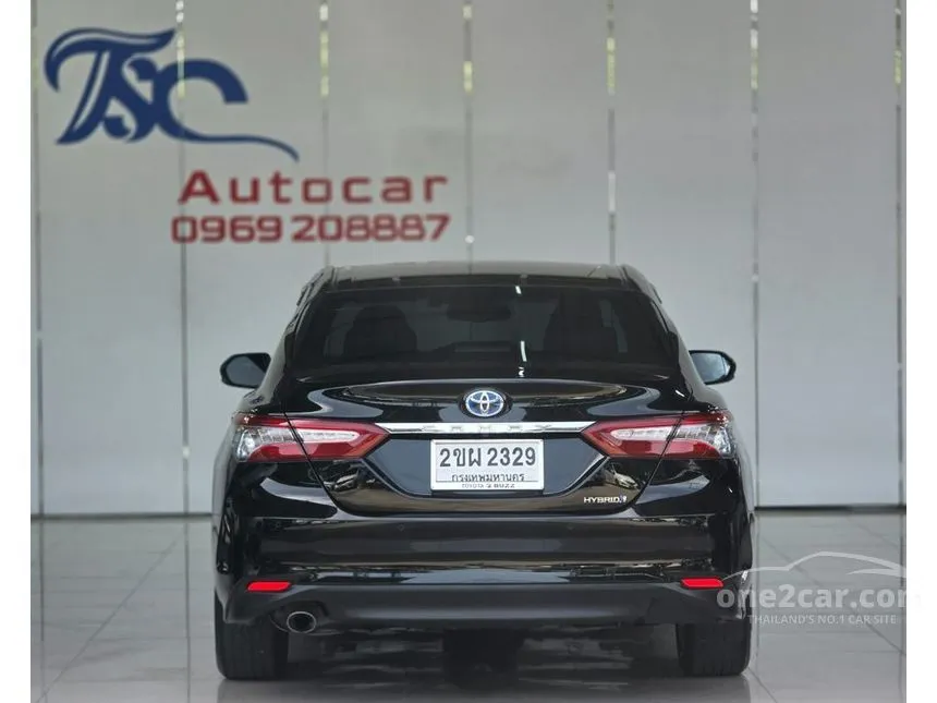 2022 Toyota CAMRY Hybrid Premium Sedan