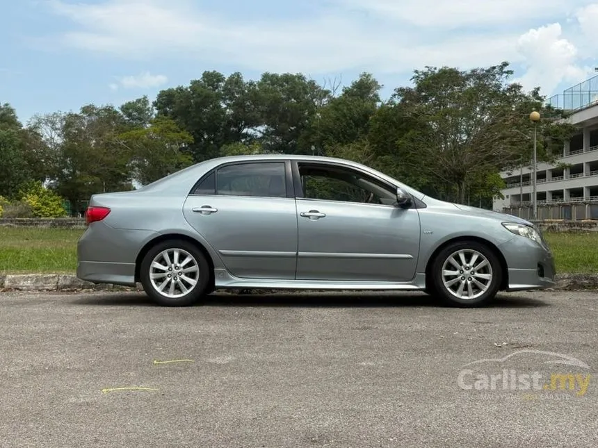2010 Toyota Corolla Altis G Sedan