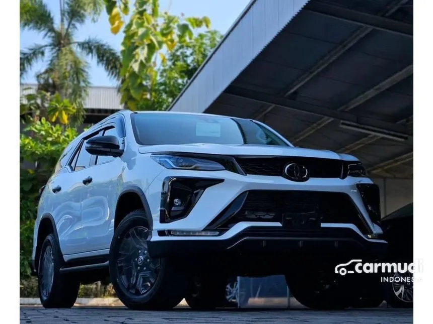 2024 Toyota Fortuner GR Sport 4X2 SUV
