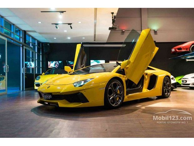 Lamborghini Bekas  Murah  Jual  beli  60  mobil  di Indonesia 