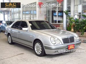 1996 Mercedes-Benz E230 2.3 Elegance Sedan