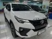 Jual Mobil Toyota Fortuner 2018 TRD 2.4 di Jawa Timur Automatic SUV Putih Rp 465.000.000