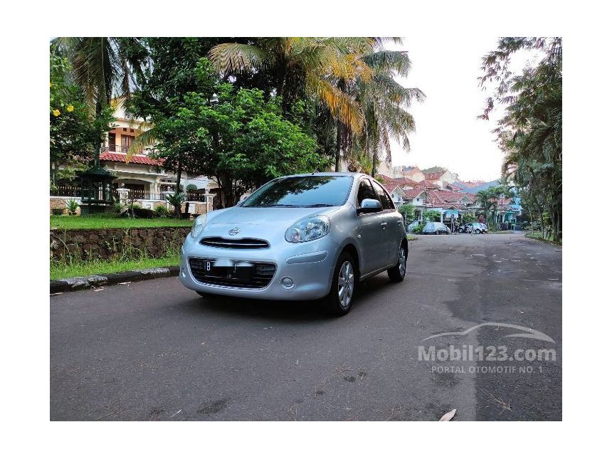 Jual Mobil Nissan March 2011 XS 1.2 di Jawa Barat Automatic Hatchback