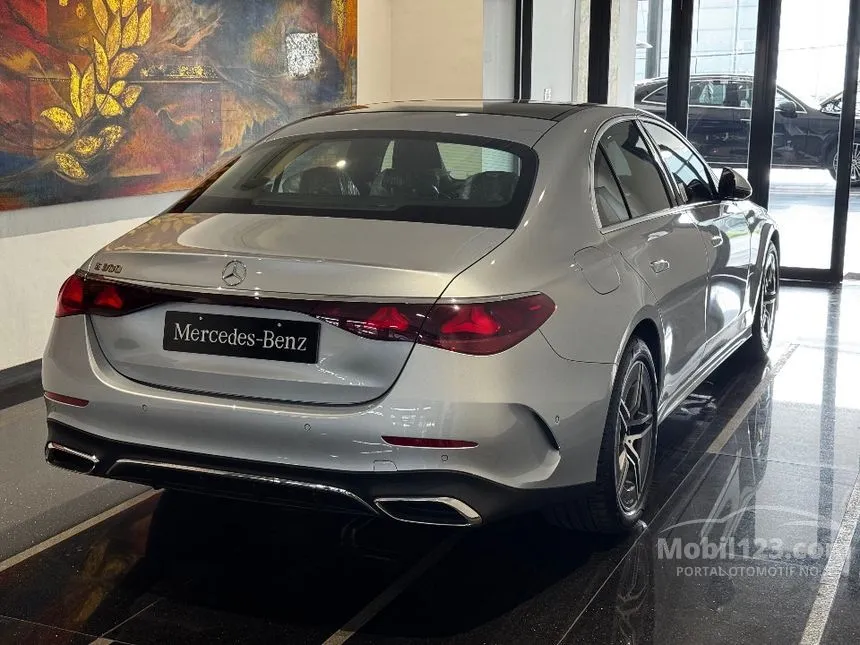 2025 Mercedes-Benz E300 AMG Line Sedan