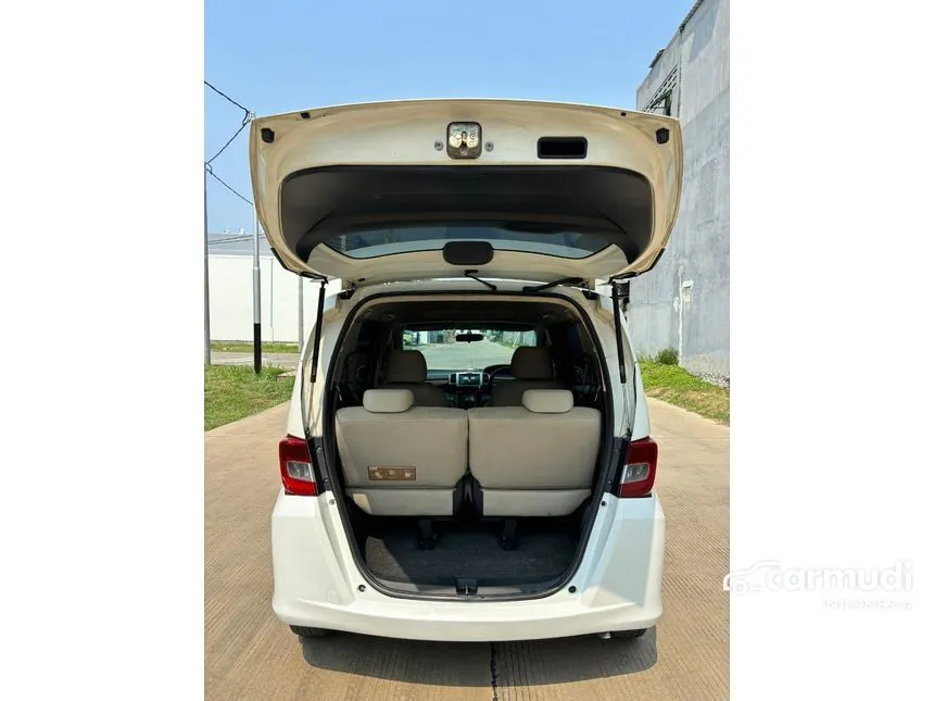 2013 Honda Freed S MPV