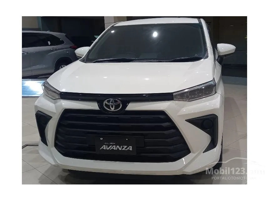 Jual Mobil Toyota Avanza 2024 E 1.3 di Jawa Barat Manual MPV Putih Rp 216.700.000