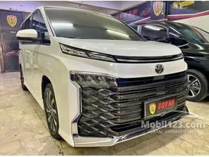 2023 Toyota Voxy 2.0 (Premium Color) MPV