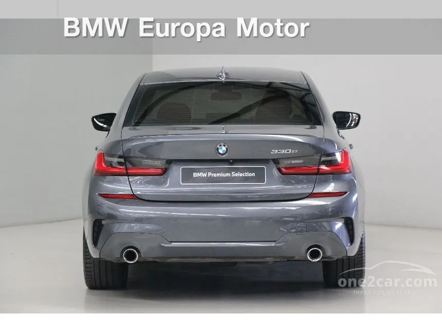 2020 BMW 330e M Sport Sedan