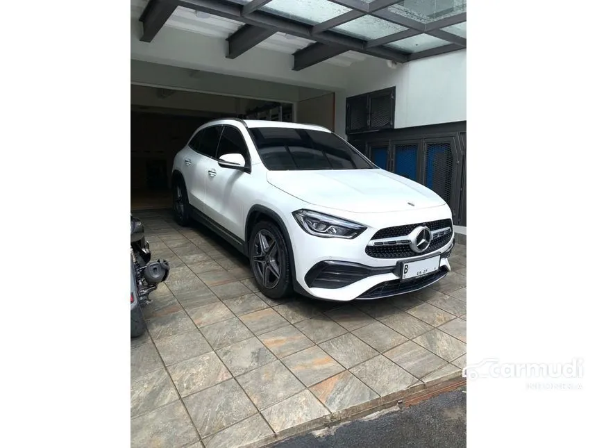 2023 Mercedes-Benz GLA200 AMG Line SUV