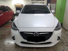 Mazda 2 White AT 2016