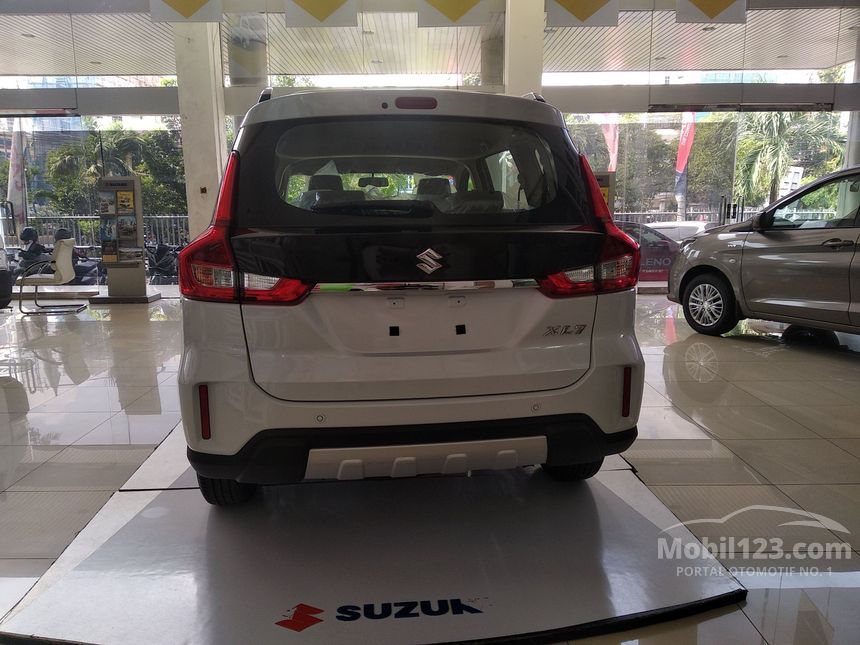  Jual Mobil Suzuki XL7  2021 ZETA 1 5 di Banten Automatic 