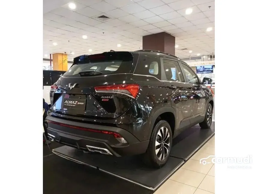 2023 Wuling Almaz RS Pro Wagon