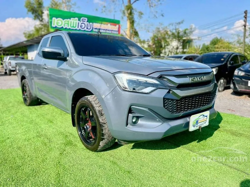 2024 Isuzu D-MAX L Space Cab Pickup