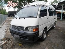 2003 Toyota Hiace 3.0 Panel Van -- WELL MAINTAINED --