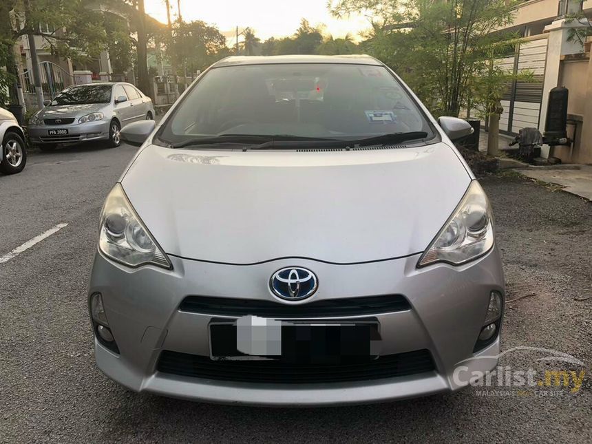Toyota Prius C 2017 Hybrid 1 5 In Penang Automatic Hatchback Silver 2017 Toyota Prius C Hybrid Hatchback