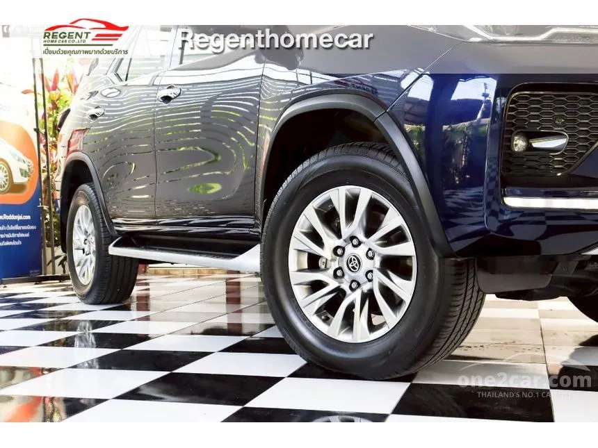 2022 Toyota FORTUNER V SUV
