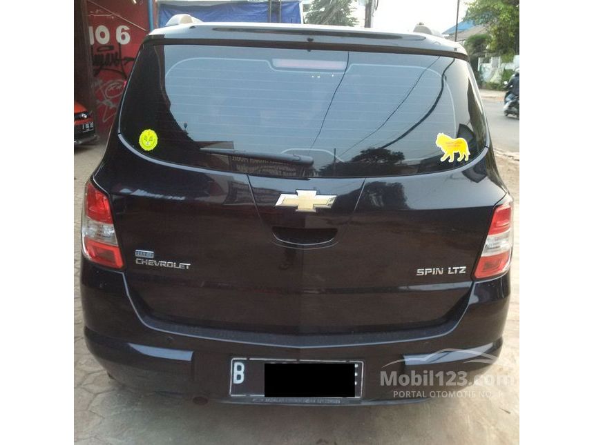 Jual Mobil Chevrolet Spin 2015 LTZ 1.5 di DKI Jakarta 