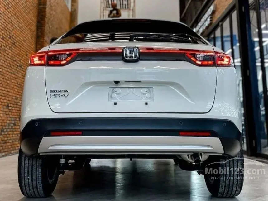 2023 Honda HR-V E SUV