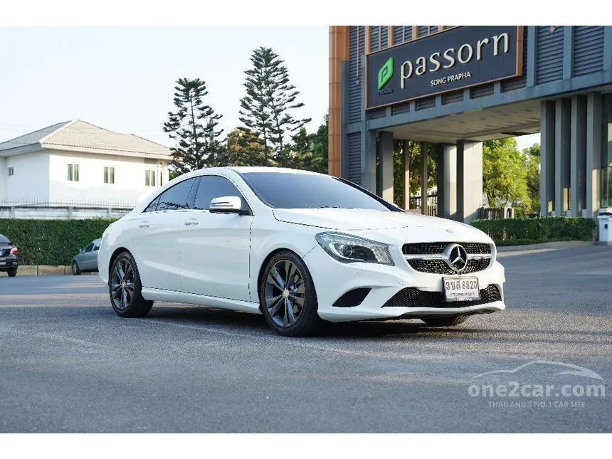 2017 Mercedes-Benz CLA200 Urban Sedan