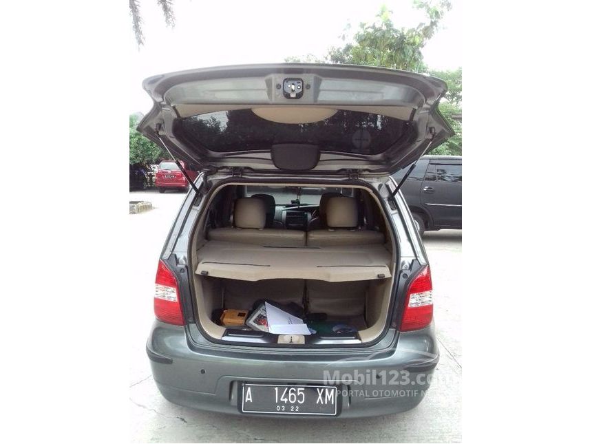 2009 Nissan Livina XR MPV Minivans