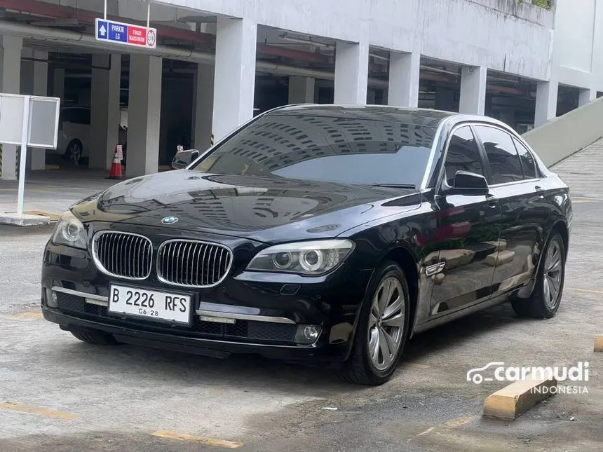 2012 BMW 730Li Sedan