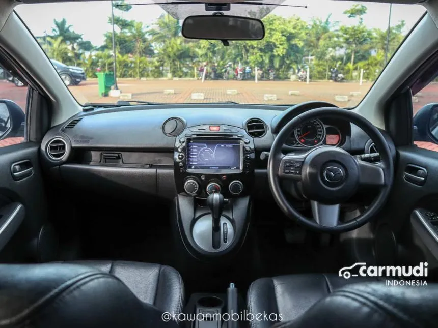 2013 Mazda 2 RZ Hatchback