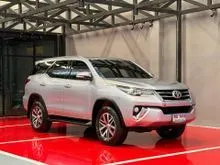 2017 Toyota FORTUNER 2.4 (ปี 15-25) V SUV