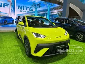 2025 BYD Atto 1 Standard Range Dynamic Hatchback