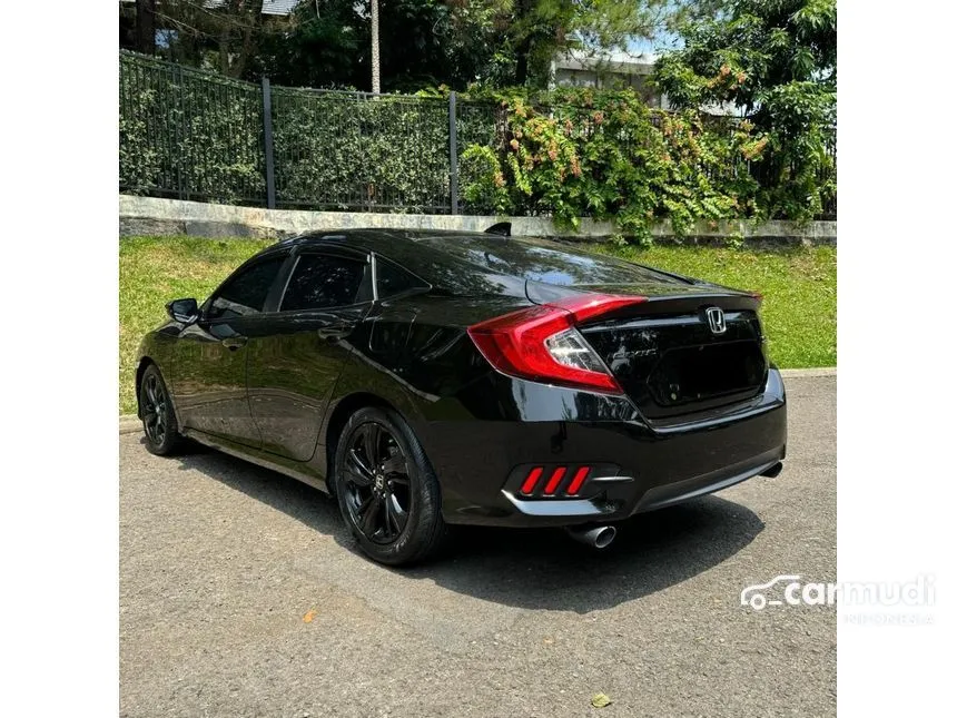 2017 Honda Civic ES Sedan