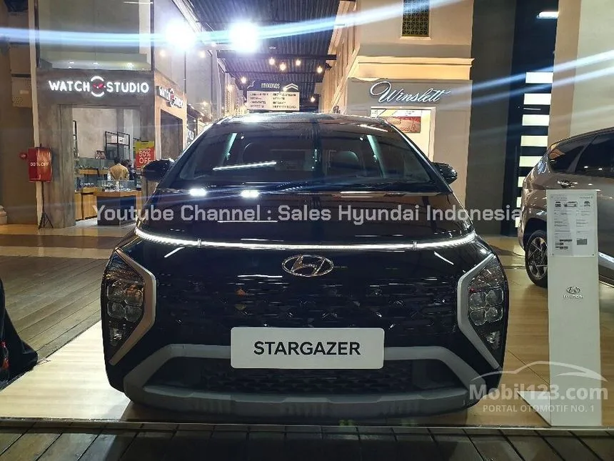 Jual Mobil Hyundai Stargazer 2023 Prime 1.5 di Jawa Barat Automatic Wagon Hitam Rp 200.000.000