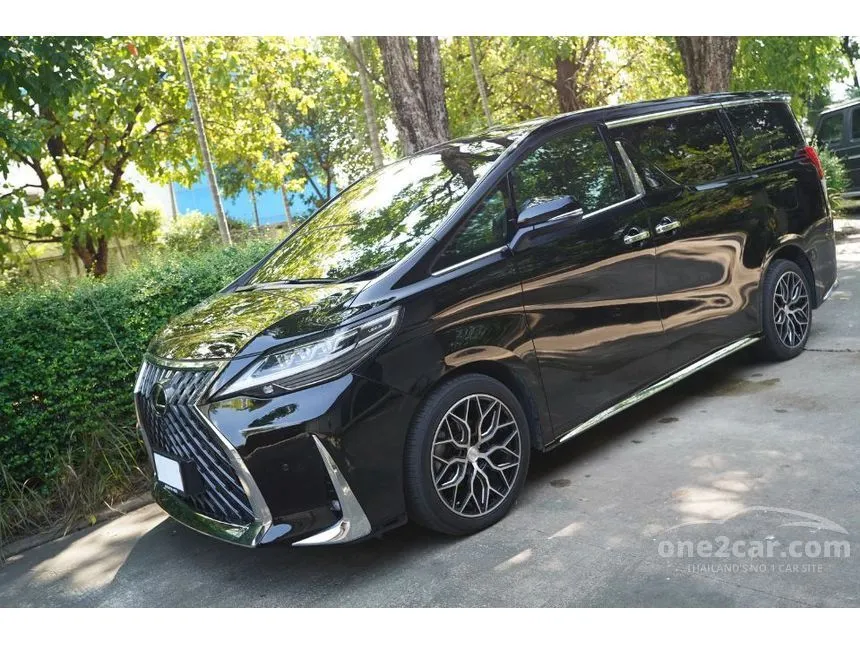 2016 Toyota ALPHARD Executive Lounge Van