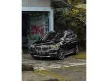 2020 BMW X1 1.5 sDrive18i xLine SUV Facelift xLine Panoramic Black on Black Odo 40 Rb (TERMURAH)