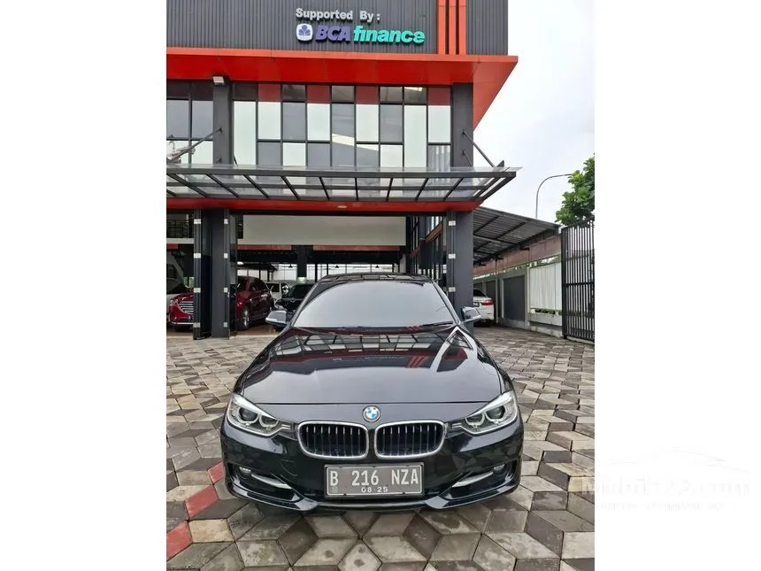 Jual Mobil BMW 320i 2015 Sport 2.0 di DKI Jakarta Automatic Sedan Hitam Rp 325.000.000