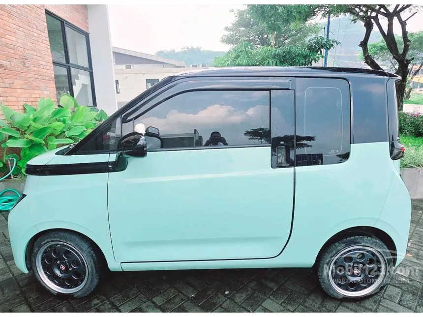 2022 Wuling Air EV Long Range Hatchback