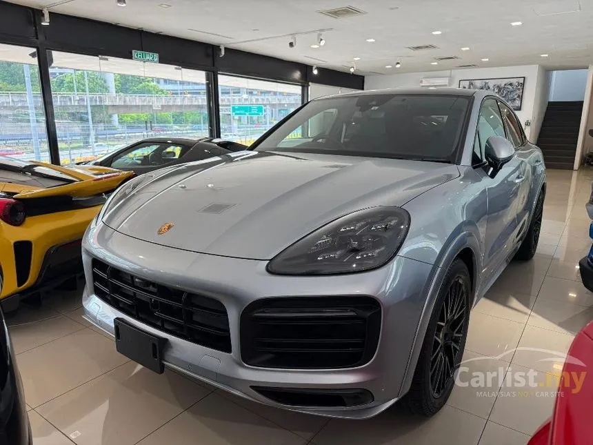 2022 Porsche Cayenne GTS Coupe