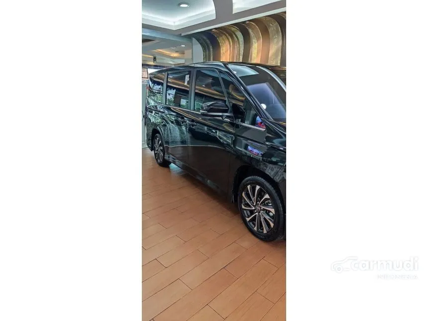 2024 Toyota Voxy Van Wagon